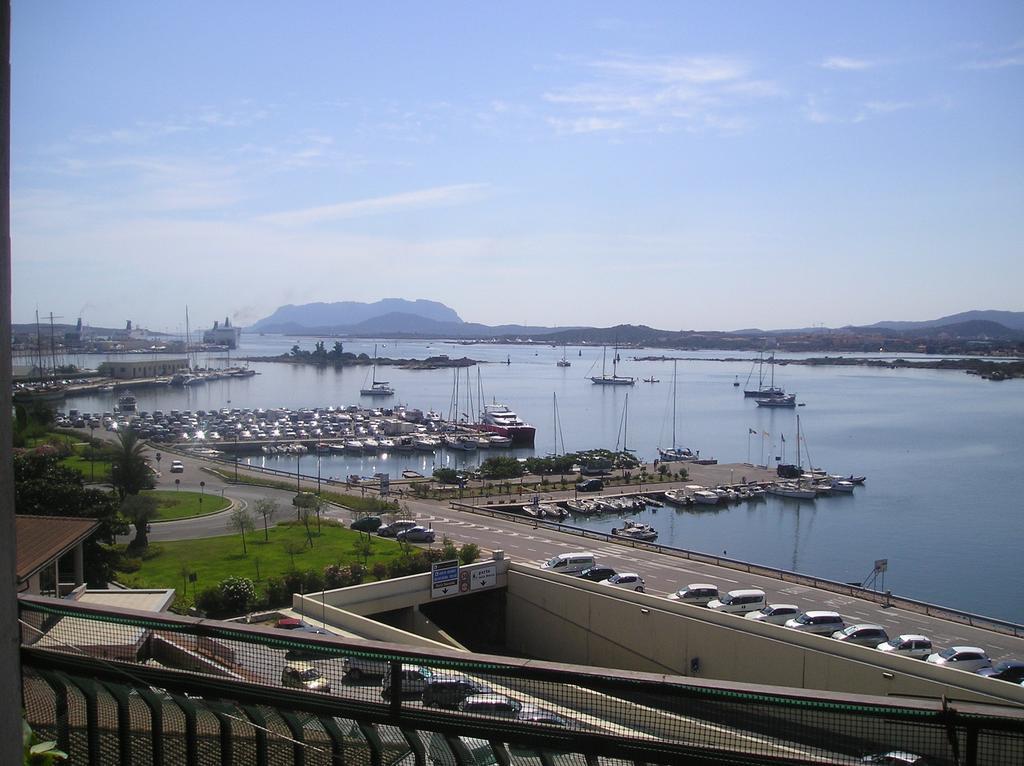 Via Genova Apartment Olbia Bilik gambar